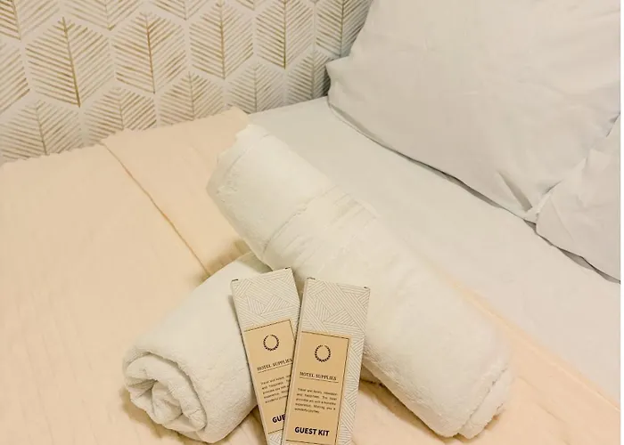 Wooden White Manila