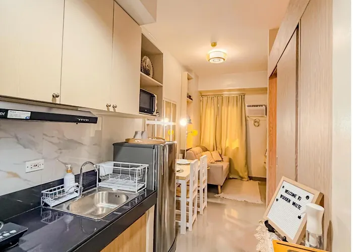 Wooden White Aparthotel Manila