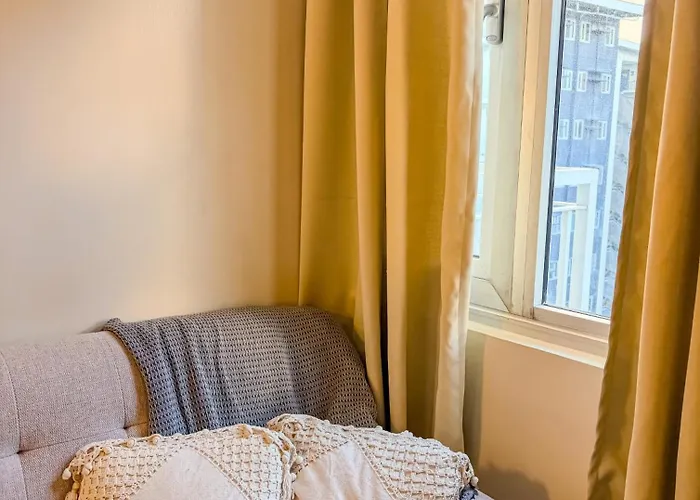 Wooden White Aparthotel 4*