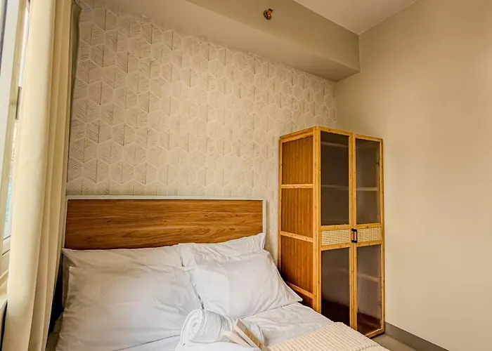 Wooden White