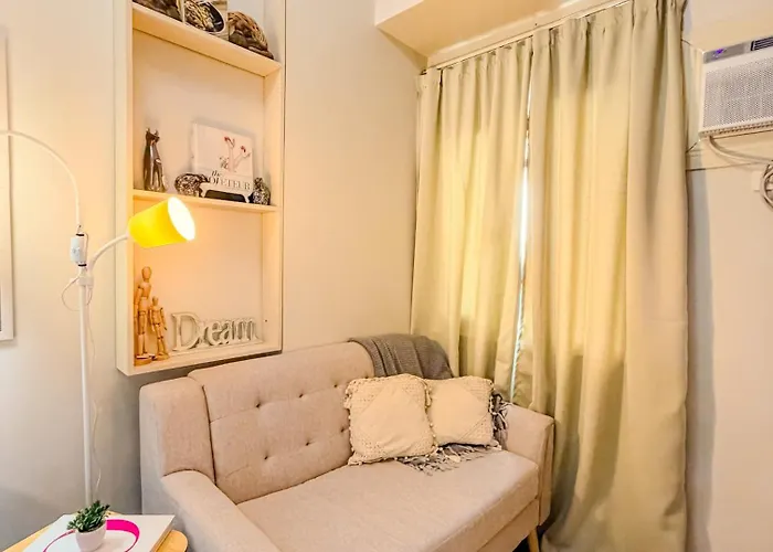 Wooden White 4*